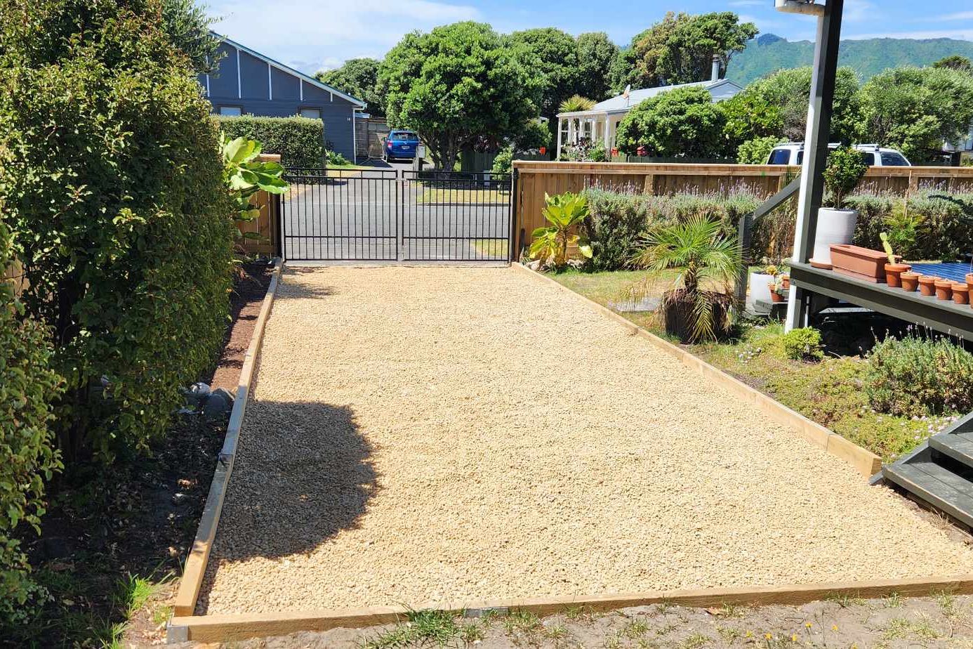 Finished SurePave gravel driveway at a beachfront home