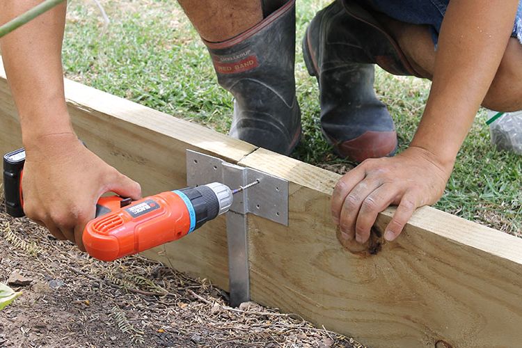 Strol landscaping products used to build a backyard project
