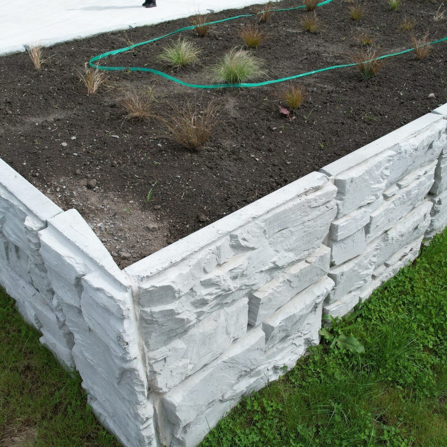MagnumStone retaining wall