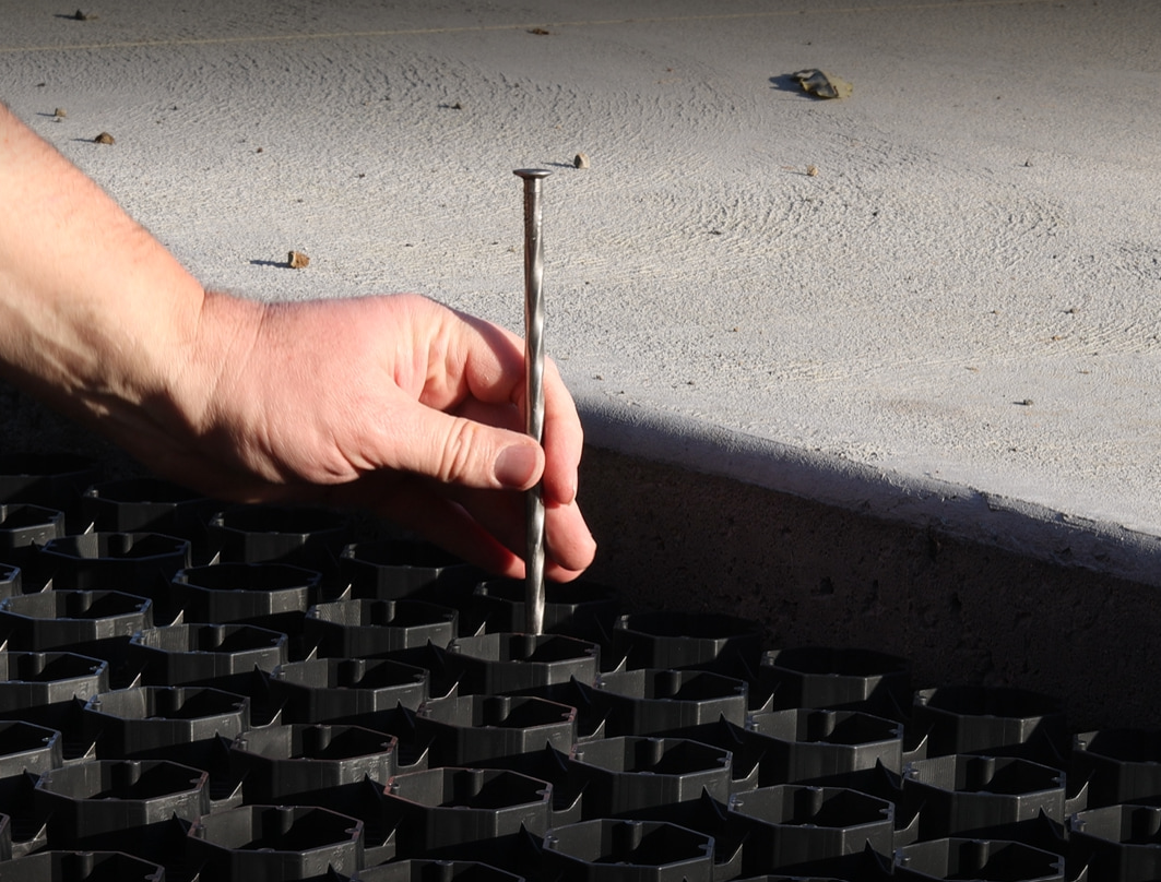 Holding Steel Landscape Spike