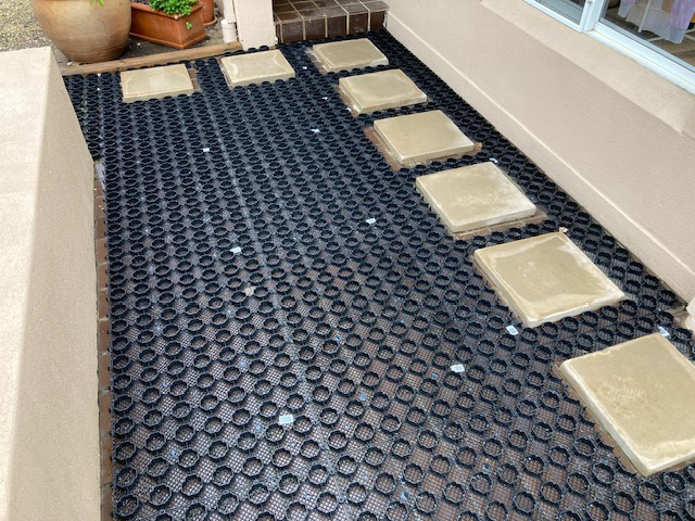 Strol Pebbelock paver installation